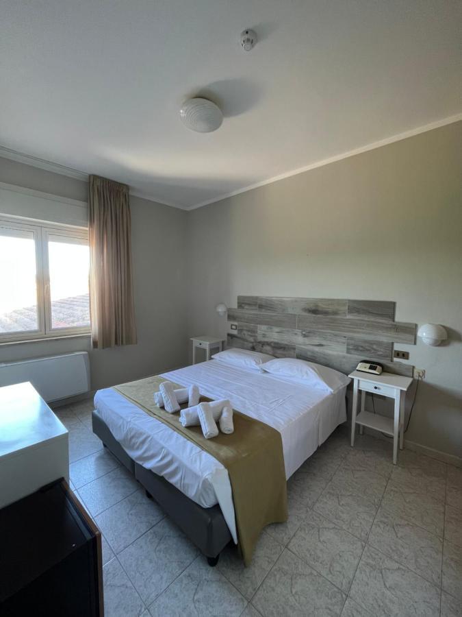 Hotel Letizia Follonica Exterior foto