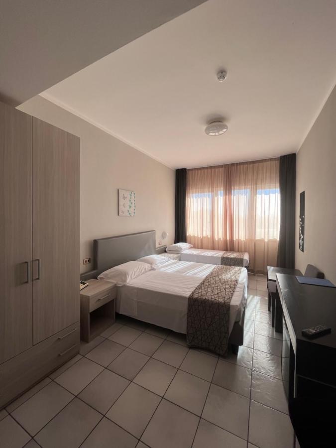 Hotel Letizia Follonica Exterior foto